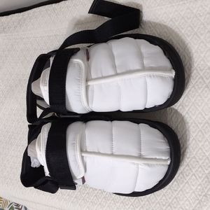 Reebok Beatnik White Sandal